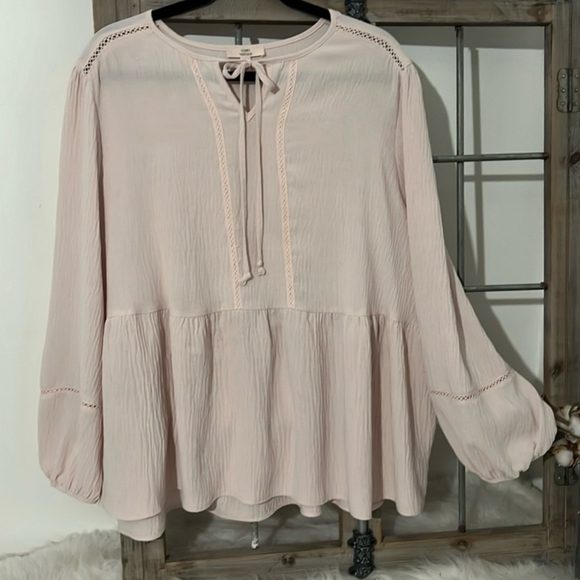 Blush Pink Women's Top - Picture 1 of 11